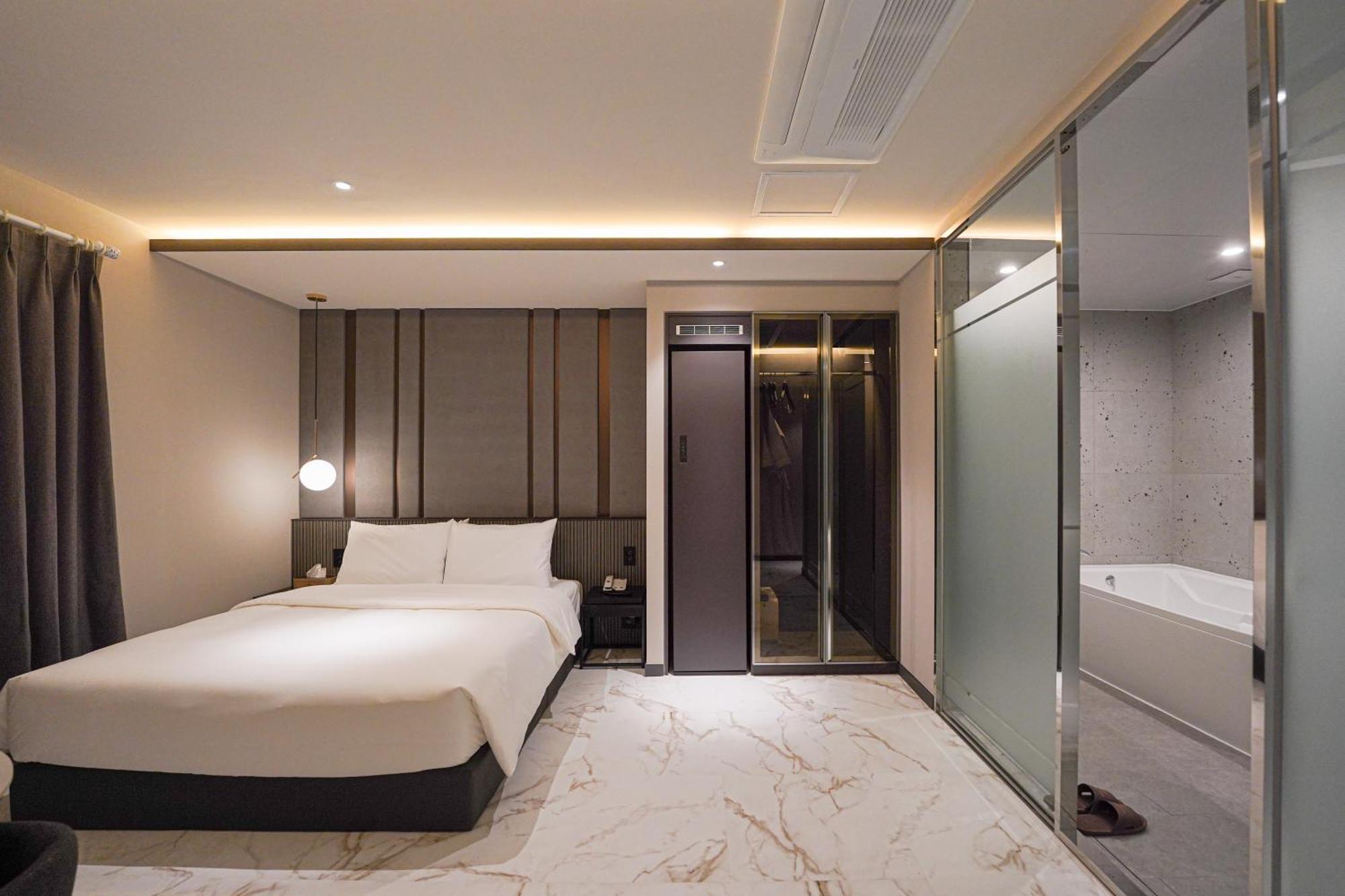 Urban Groove Hotel Seomyeon Пусан Екстер'єр фото